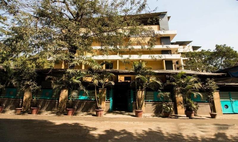 Treebo Trend Golden Nest Hotell Thane Eksteriør bilde