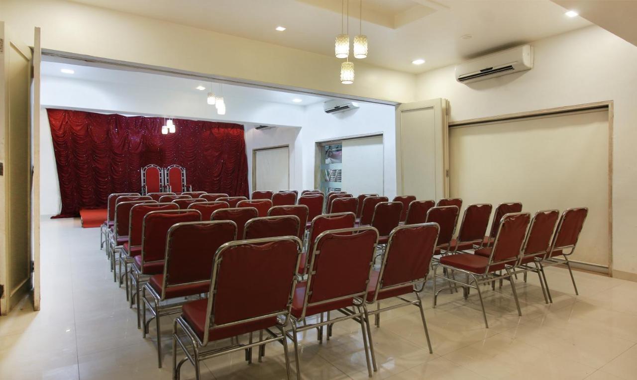 Treebo Trend Golden Nest Hotell Thane Eksteriør bilde